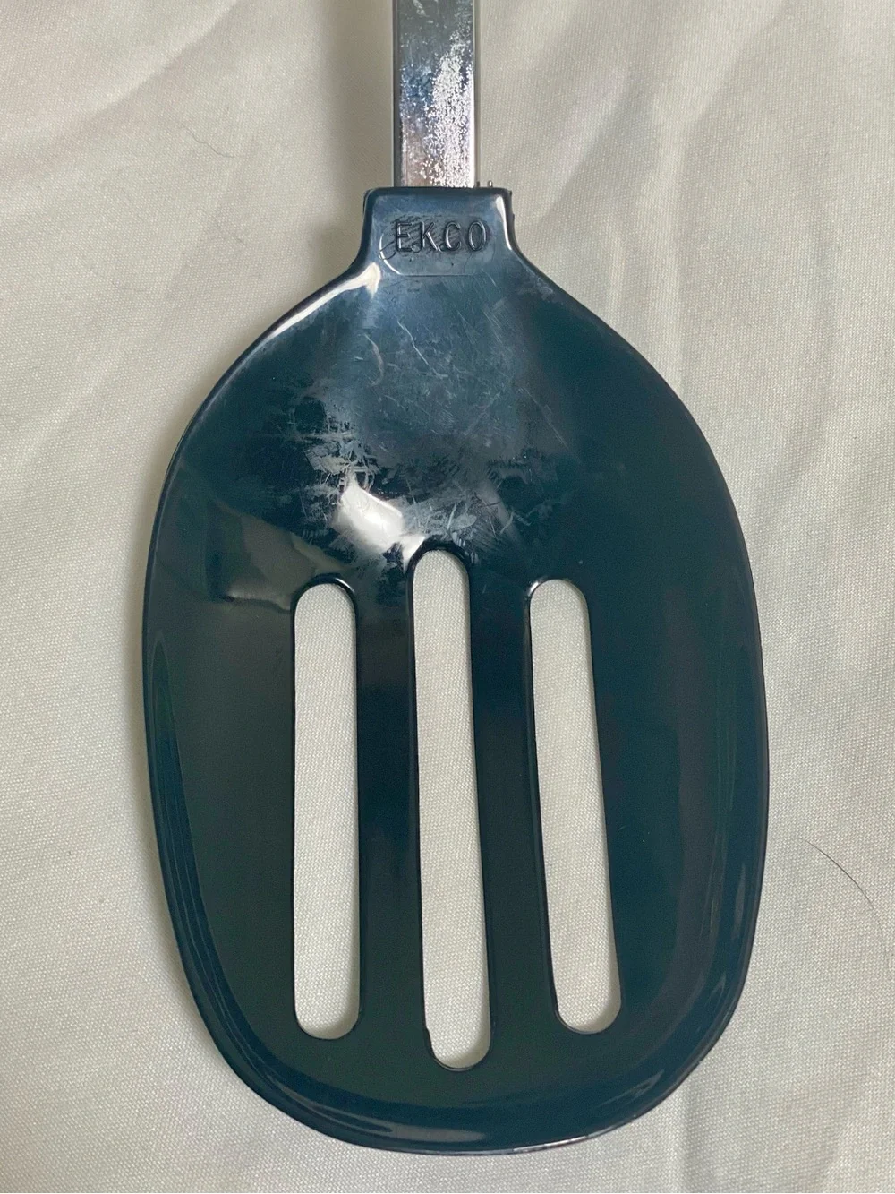 VTG EKCO The Kitchen Tradition Black Slotted Spatula Spoon Heat Resistant USA